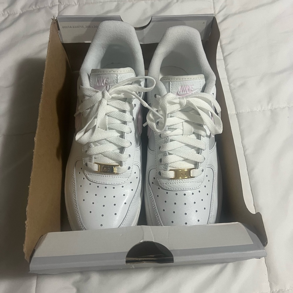 AIR FORCE 1 07 WMNS “Regal Pink” in Box - Picture 16 of 16